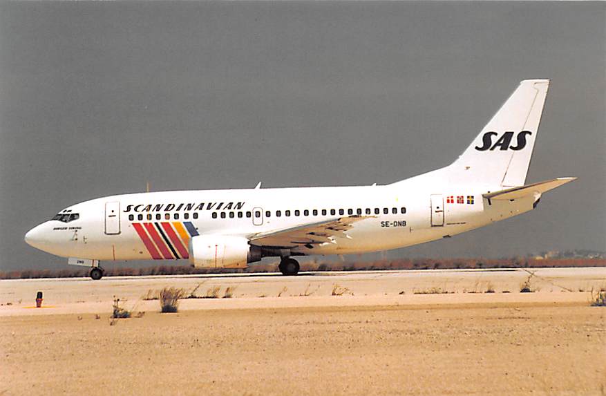 Boeing 737-500, Scandinavian Airlines System