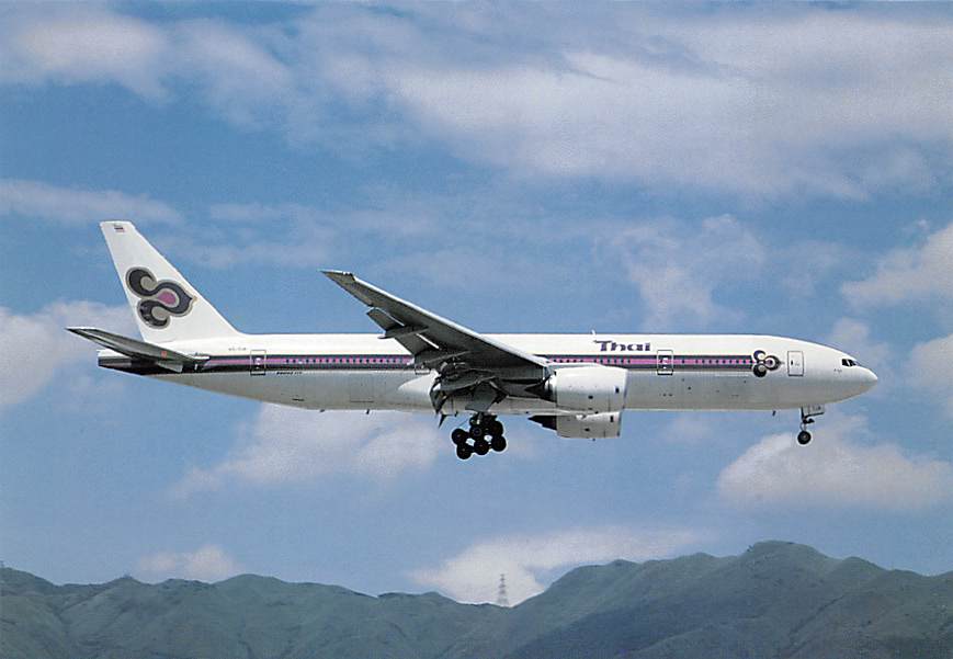 Boeing 777-2D7, Thai International