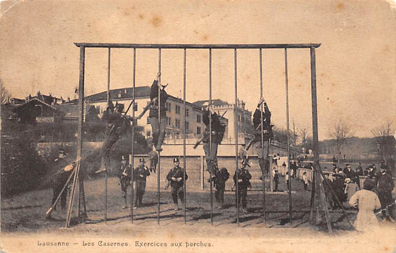 Lausanne, Les Casernes. Exercices aux perches.