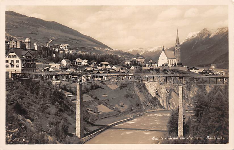 Schuls,Scuol mit der neuen Innbrücke