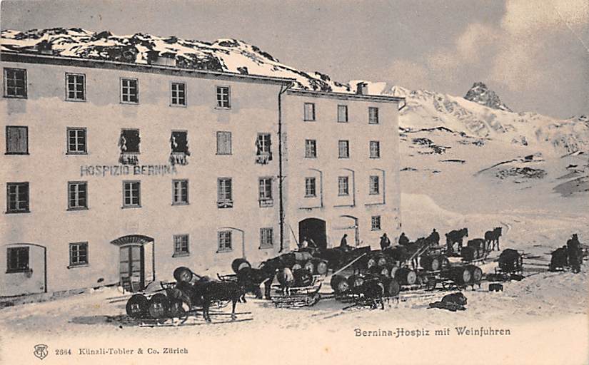 Bernina-Hospiz, mit Weinfuhren