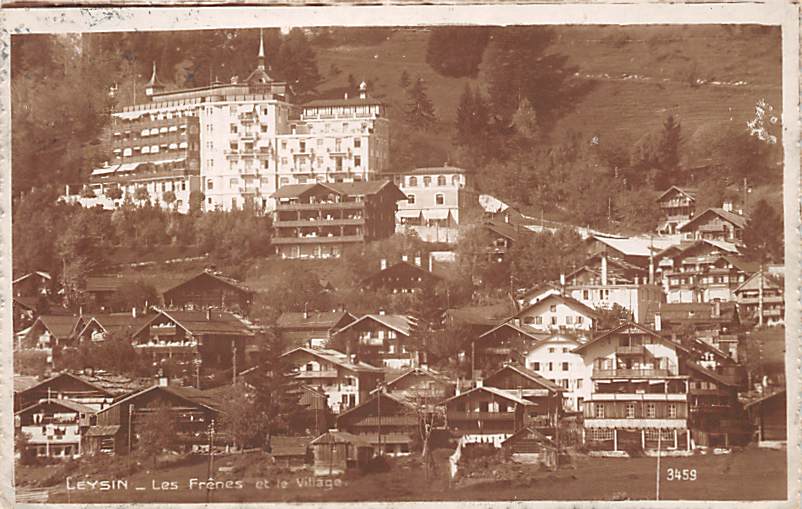 Leysin, Frenes et le Village