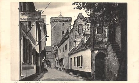 Zons, Rheinstrasse, Gasthaus Nussbaum