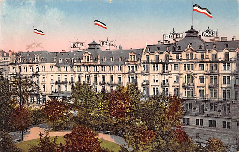 Wiesbaden, Frontansicht des Hotel Rose