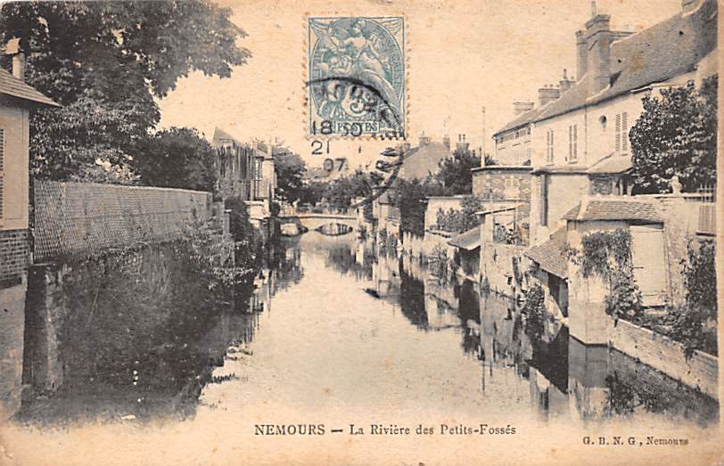 Nemours, La Rivière