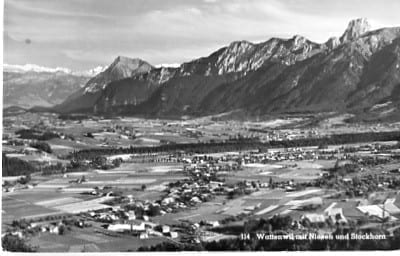 Wattenwil mit Niesen und Stockhorn