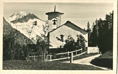 Fextal, Bergkirchlein, Blick auf Piz Tremoggia
