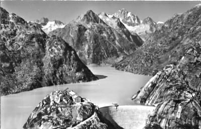 Grimselsee mit Hospiz