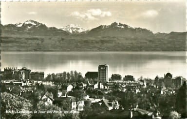 Lausanne, la tour Bel-Air et les alpes