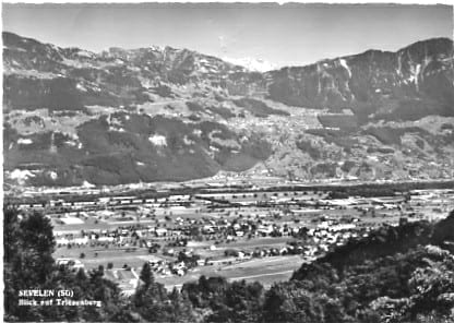 Sevelen, Blick auf Triesenberg