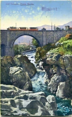 Locarno, Ponte Brolla mit Zug